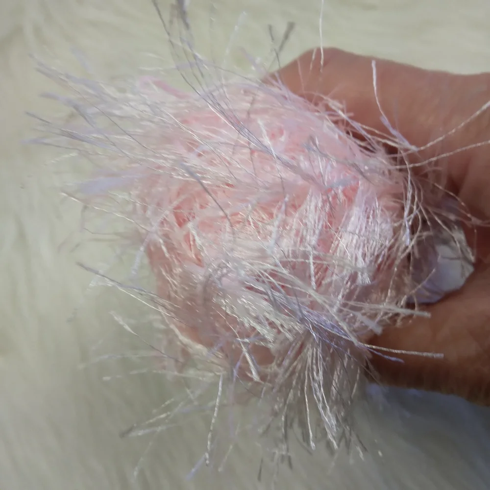 YARN Lion Brand Yarn Fun Fur Eyelash In Soft Pink